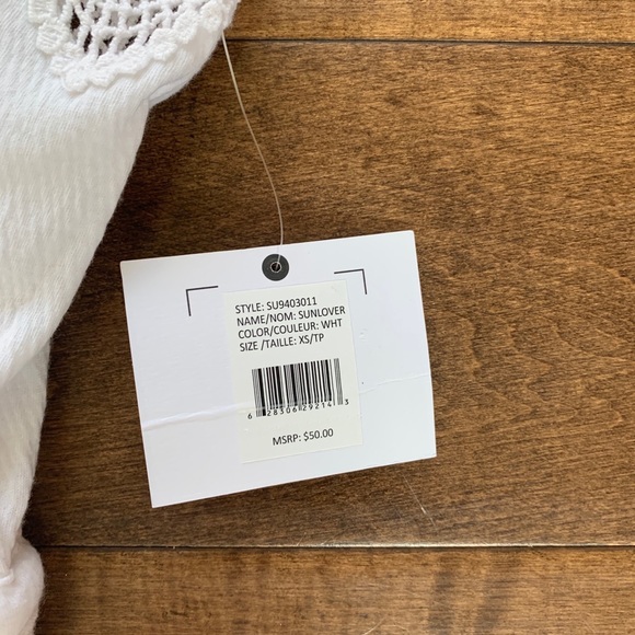 NWT O’NEILL white girls top, sz XS. - Picture 2 of 3